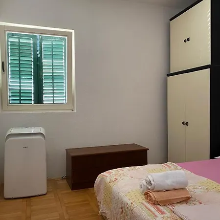 Apartman Mari *