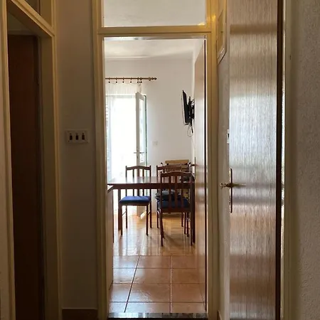 Appartement Apartman Mari