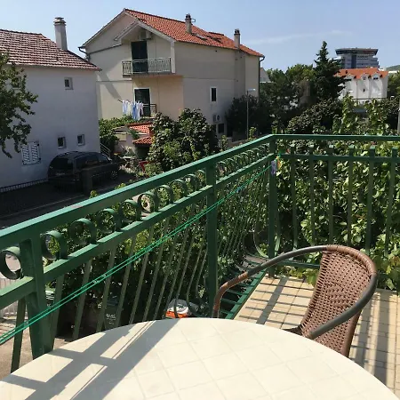 Appartement Apartman Mari *